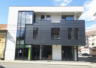 amenajari exterioare spatiu birouri